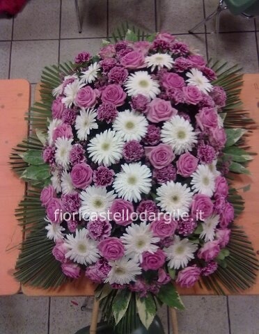 Cuscino funebre con nastro
